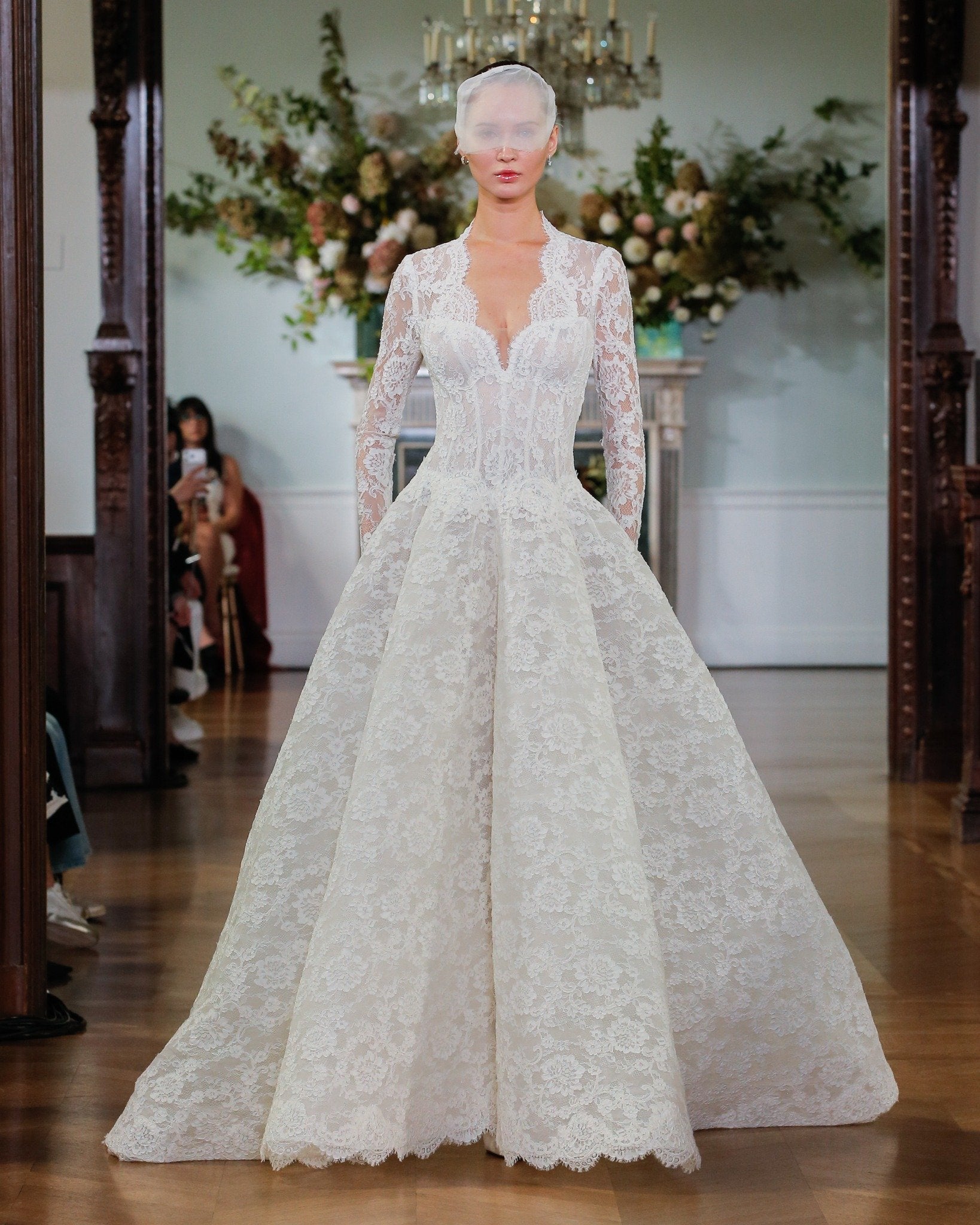 Divinity - Monique Lhuillier