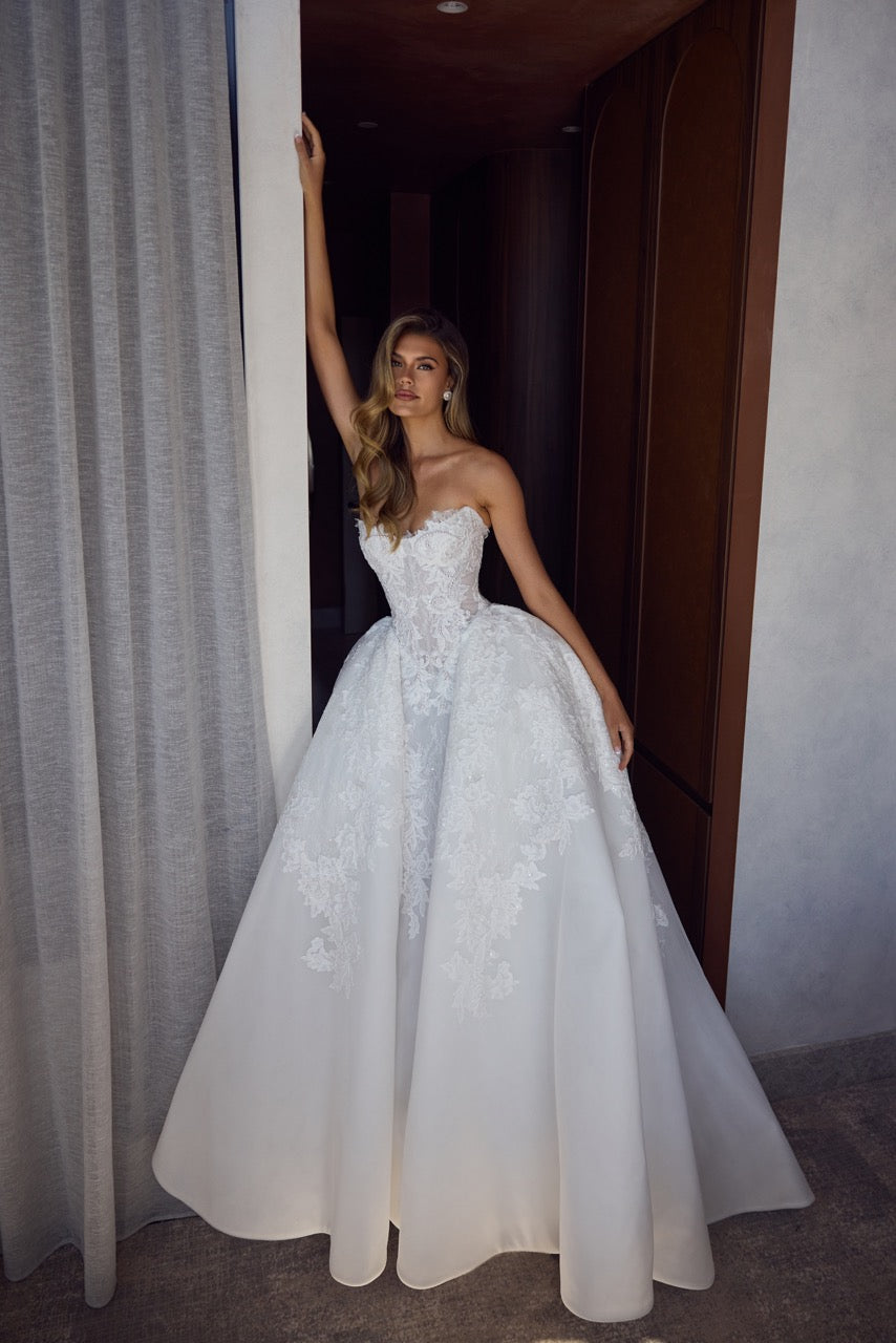 Angele - Pallas Couture